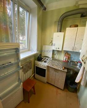 2-к квартира, вторичка, 37м2, 1/2 этаж