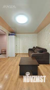 2-к квартира, вторичка, 44м2, 1/5 этаж