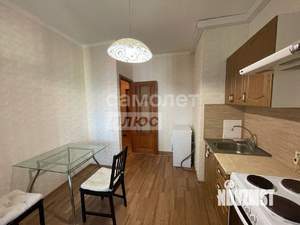 2-к квартира, вторичка, 61м2, 9/18 этаж