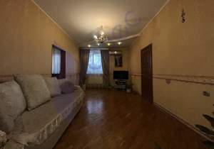 4-к квартира, вторичка, 110м2, 1/9 этаж