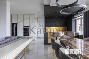 4-к квартира, вторичка, 280м2, 6/7 этаж