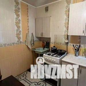 3-к квартира, вторичка, 58м2, 1/1 этаж