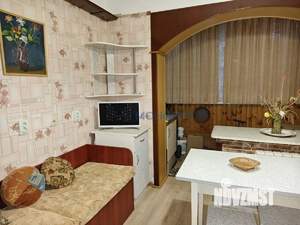 2-к квартира, вторичка, 53м2, 1/10 этаж