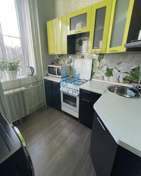 3-к квартира, вторичка, 44м2, 2/2 этаж
