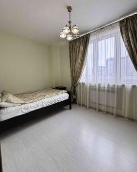 2-к квартира, вторичка, 70м2, 8/8 этаж