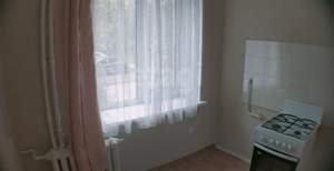 2-к квартира, вторичка, 42м2, 1/5 этаж