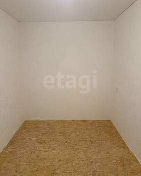 2-к квартира, вторичка, 42м2, 1/5 этаж