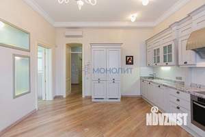5-к квартира, вторичка, 322м2, 2/4 этаж