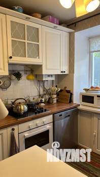 3-к квартира, вторичка, 61м2, 1/5 этаж