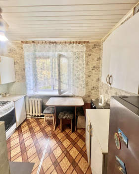2-к квартира, вторичка, 38м2, 3/3 этаж