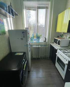 3-к квартира, вторичка, 44м2, 2/2 этаж