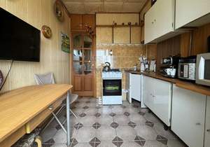 3-к квартира, вторичка, 61м2, 7/9 этаж