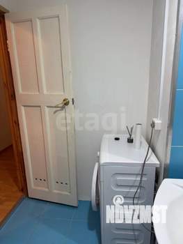 2-к квартира, вторичка, 38м2, 1/4 этаж