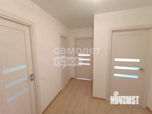 2-к квартира, вторичка, 60м2, 1/18 этаж