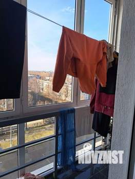 2-к квартира, вторичка, 42м2, 9/10 этаж