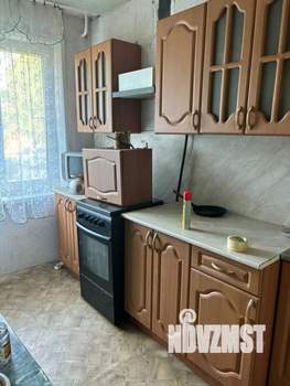 3-к квартира, вторичка, 60м2, 1/9 этаж