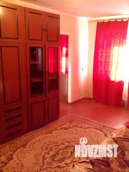 2-к квартира, вторичка, 43м2, 1/4 этаж
