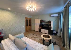 2-к квартира, вторичка, 66м2, 1/10 этаж