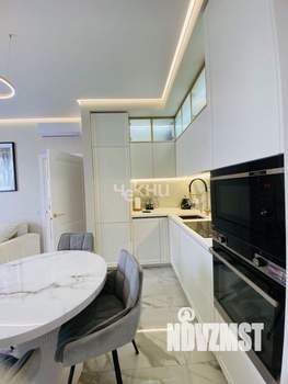 2-к квартира, вторичка, 70м2, 18/22 этаж