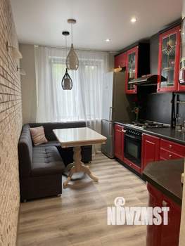 3-к квартира, вторичка, 63м2, 2/10 этаж