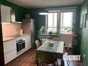 2-к квартира, вторичка, 67м2, 10/17 этаж