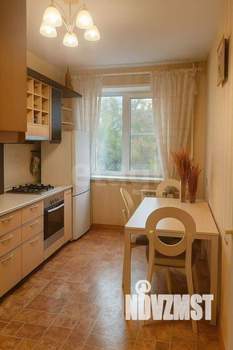 3-к квартира, вторичка, 63м2, 4/10 этаж