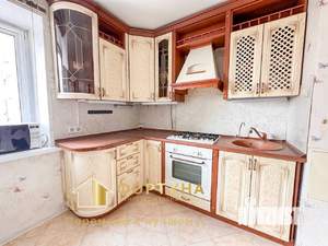2-к квартира, вторичка, 72м2, 3/10 этаж