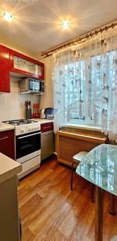 3-к квартира, вторичка, 57м2, 1/5 этаж