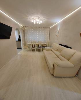 3-к квартира, вторичка, 67м2, 1/5 этаж