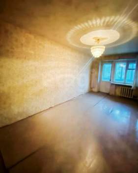 2-к квартира, вторичка, 42м2, 3/4 этаж