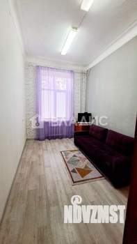2-к квартира, вторичка, 60м2, 1/4 этаж