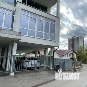 3-к квартира, вторичка, 134м2, 2/6 этаж