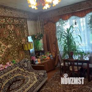 2-к квартира, вторичка, 39м2, 1/4 этаж