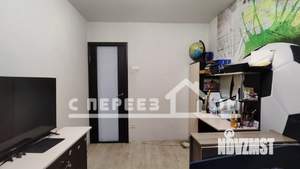 2-к квартира, вторичка, 43м2, 1/4 этаж