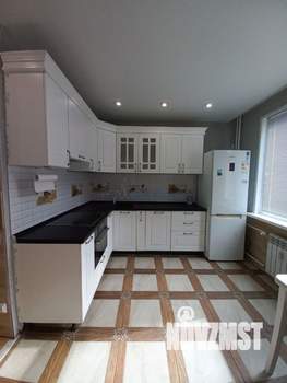 2-к квартира, вторичка, 57м2, 1/10 этаж
