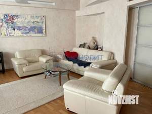 3-к квартира, вторичка, 138м2, 3/5 этаж
