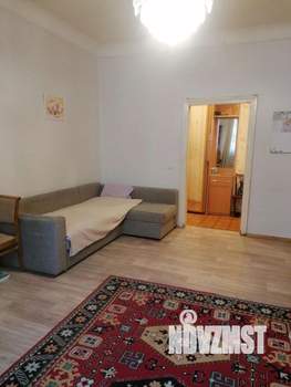 2-к квартира, вторичка, 57м2, 1/2 этаж