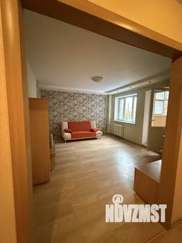 2-к квартира, вторичка, 73м2, 1/13 этаж