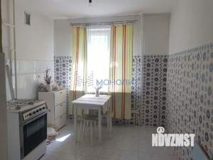 2-к квартира, вторичка, 50м2, 2/10 этаж