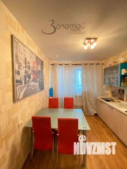 4-к квартира, вторичка, 98м2, 8/19 этаж