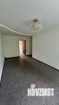 3-к квартира, вторичка, 58м2, 3/3 этаж
