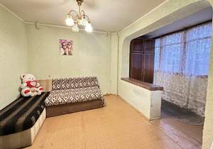 3-к квартира, вторичка, 53м2, 1/9 этаж