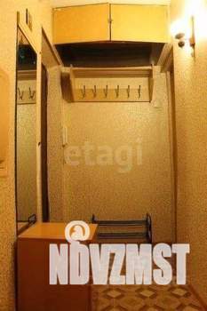 2-к квартира, вторичка, 38м2, 5/5 этаж