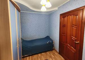 3-к квартира, вторичка, 42м2, 1/4 этаж