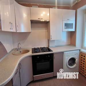 2-к квартира, вторичка, 40м2, 5/5 этаж