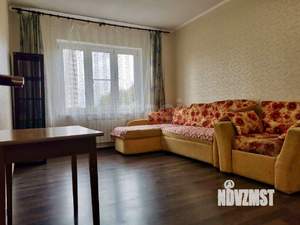 2-к квартира, вторичка, 61м2, 1/17 этаж