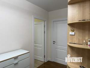 2-к квартира, вторичка, 64м2, 1/9 этаж
