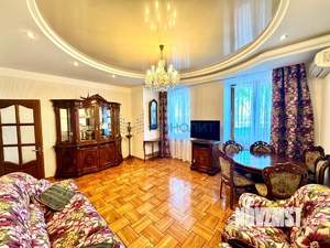 3-к квартира, вторичка, 82м2, 1/5 этаж