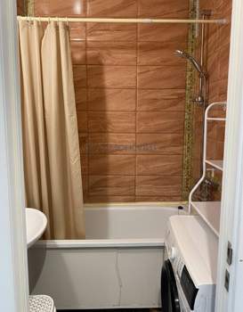 3-к квартира, вторичка, 63м2, 9/9 этаж