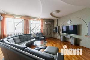 4-к квартира, вторичка, 230м2, 5/6 этаж